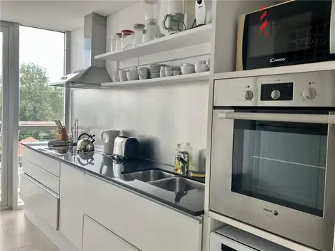 Departamento 4 ambientes con 2 baños