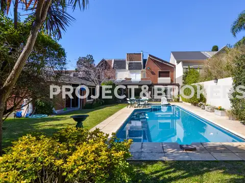 Espectacular casa en venta Castelar Norte