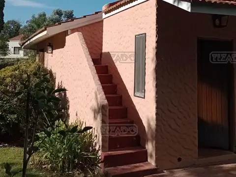 Casa en Venta con 1 cochera