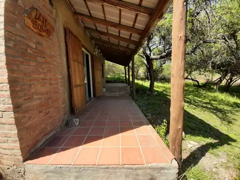 Casa 8 ambientes con 3 baños