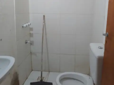 Local en Venta Via Pública