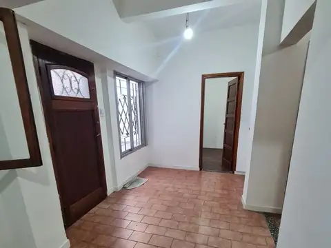 Depto Tipo Casa en Alquiler en Ciudad Madero, $ 600.000
