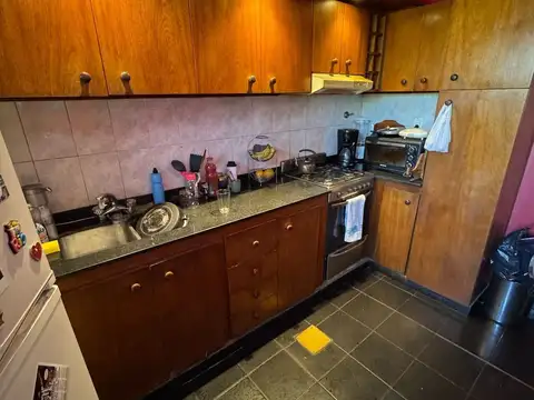 Depto Tipo Casa en Venta 80 años
