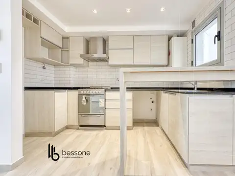 Departamento en Venta en Plaza Mitre, USD 220.000