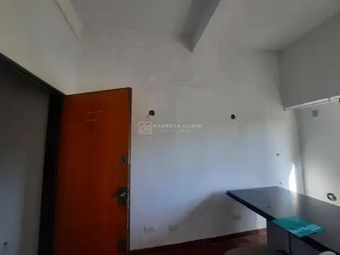 Venta de Oficina 1 Ambiente en Lado Norte SÚPER CENTRICO, Caseros