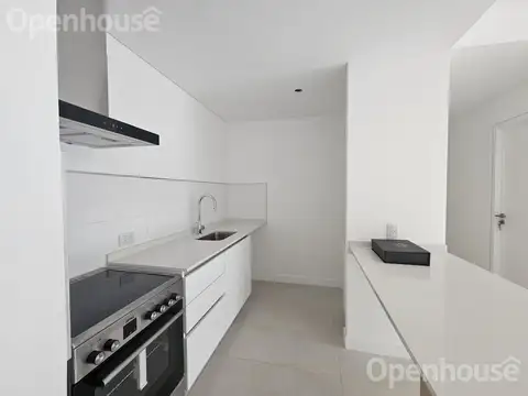 Av Salvador Maria del Carril  al 5000