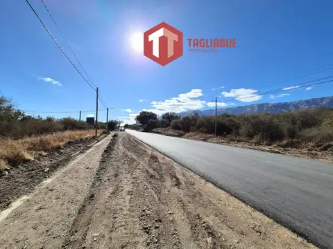 VENDE - TERRENO EN ESQUINA, LA ARBOLADA