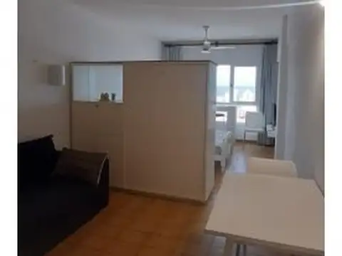 Av. 23 685 , Piso 18