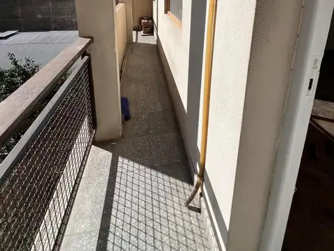 Departamento en Alquiler en Alto Alberdi, $ 550.000