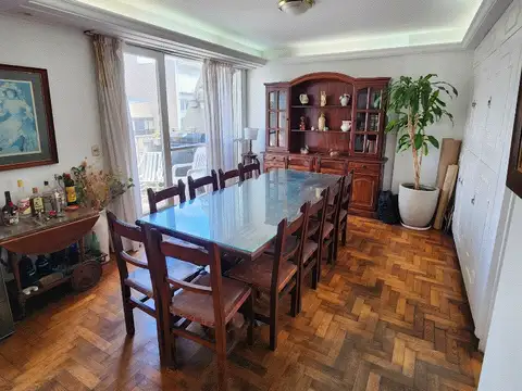 Departamento en Venta de 4 dormitorios