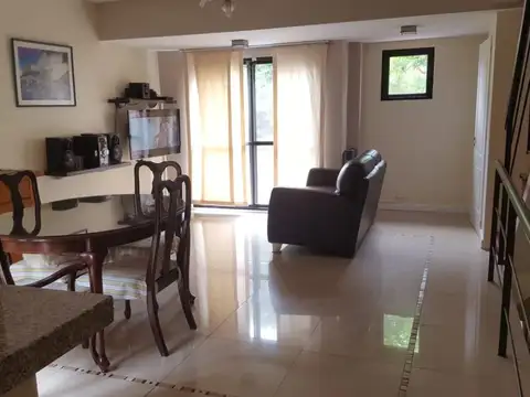 Depto Tipo Casa en Venta en Villa Santa Rita, USD 270.000