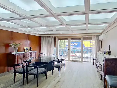 VENTA PH 370m2 cub - USO COM/RESID C/COCHERA EN BOEDO