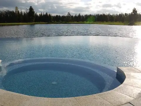 Terreno en Venta en Club Miralagos, USD 90.000