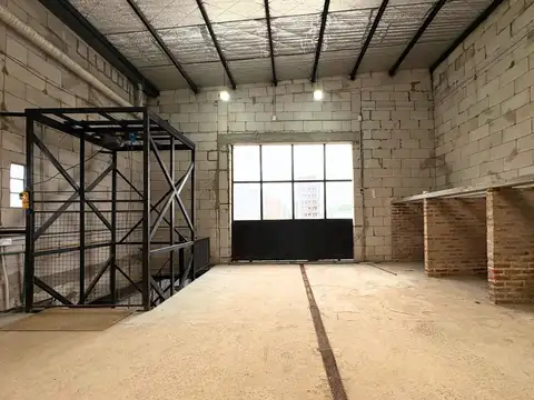 Planta Industrial / Galpón en Alquiler – Caseros