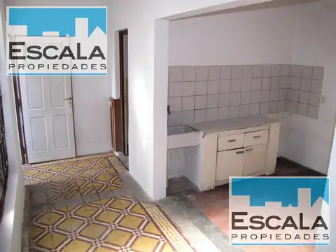 VELEZ SARSFIELD al 1400