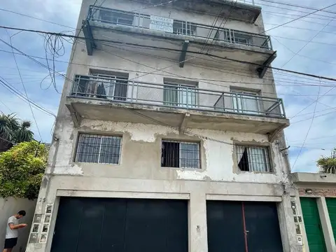 Departamento de 3 ambientes en Bernal Oeste