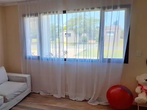 Casa 6 ambientes con 3 baños