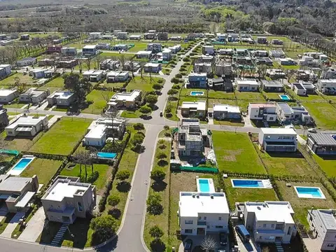 Venta lote Barrio Santa Emilia Pilar del Este