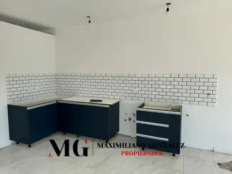 Casa 5 ambientes con 2 baños