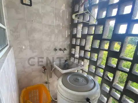 VENTA DE DEPTO EN VILLA ELISA.