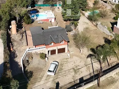 Casa 6 ambientes con 1 baño