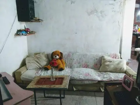 Depto Tipo Casa 3 ambientes con 1 baño