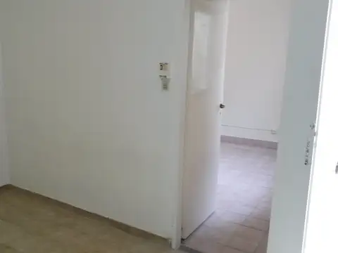 Depto Tipo Casa en Alquiler de 2 ambientes