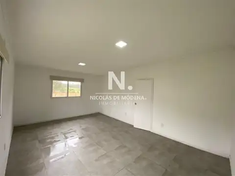 Vende casa de 1 dormitorio en en Laguna de los Cisnes - Punta Ballena