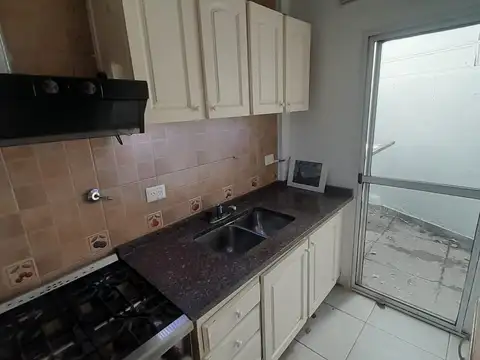Departamento 3 ambientes con 1 baño