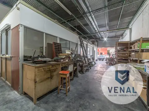 Galpon en Alquiler 8  mts Frente