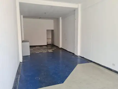 ALQUILER Local de 57 m2 en Villa Ballester