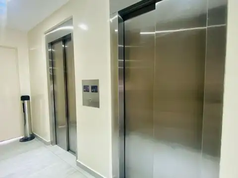 Amadeo Sabattini 4700, Piso PB