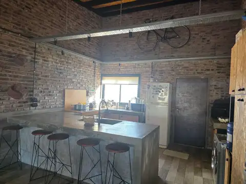 VENTA CASA 3 DORM C/PILETA TIERRALTA - MALAGUEÑO