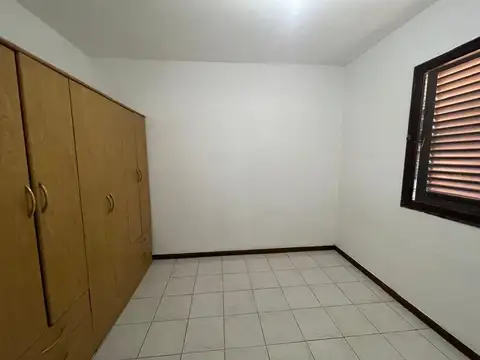 REMAX VENDIMIA  ALQUILA DEPTO EN GODOY CRUZ