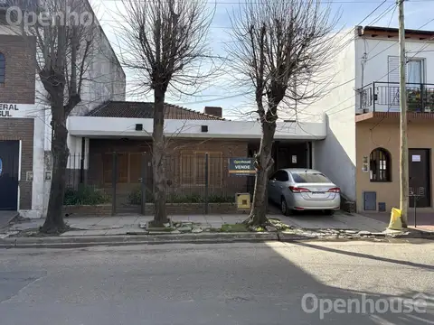 Casa 4 ambientes con 1 baño