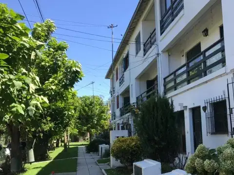 Zubiria 18000, Piso 1