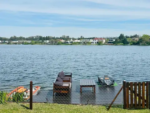 Casa en Alquiler en Villanueva, USD 3.500