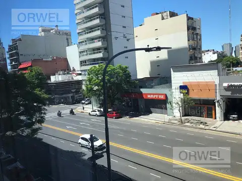 Oficina en Venta con 1 cochera