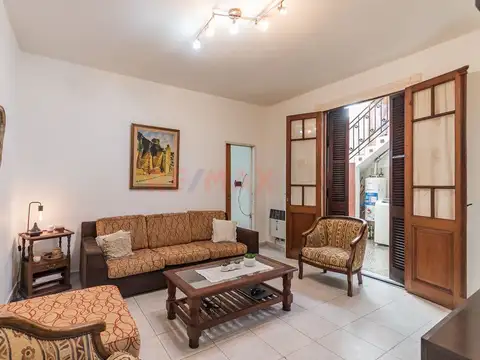 Avenida Juan Bautista Alberdi 4700