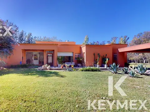 VENTA CASA 4 DORMITORIOS EN CAMPOS DE ROCA