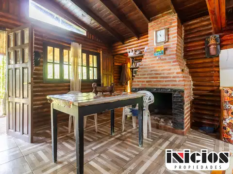 Casa 2 ambientes con 1 baño