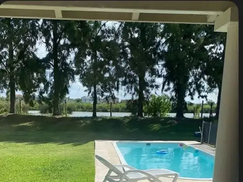 Casa en Alquiler en Villanueva, USD 1.600