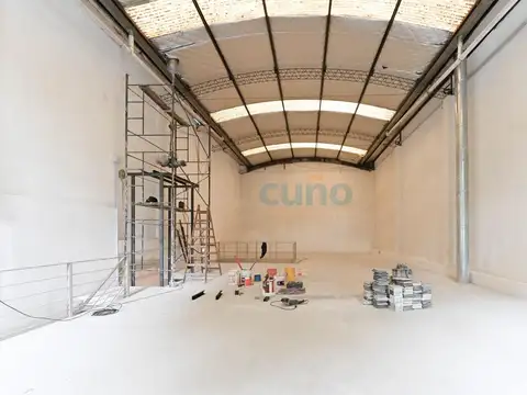 Galpon en Venta en Chacarita, USD 590.000