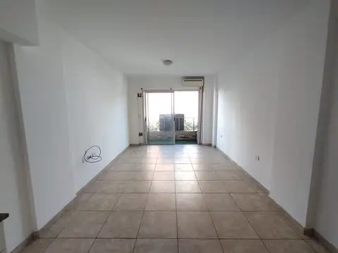 Av San Juan 4100, Piso 3