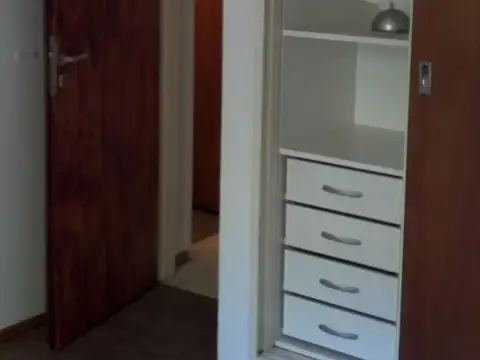 Montevideo 1500, Piso 01