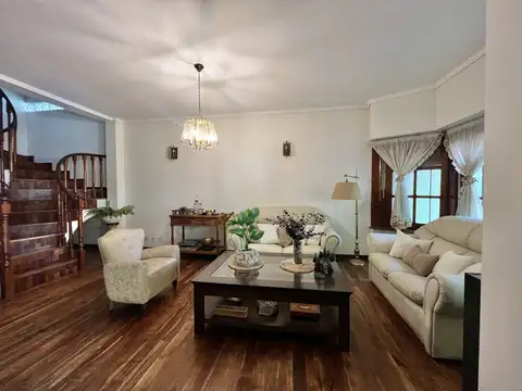 Casa en Venta de 4 dormitorios