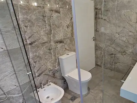 Casa en venta - 3 Dormitorios 4 Baños - San Vicente