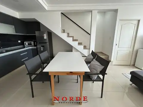 Depto Tipo Casa 3 ambientes con 2 baños