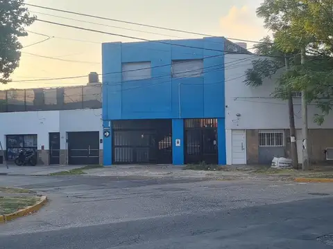 Local en Venta en Parque Casado, USD 165.000