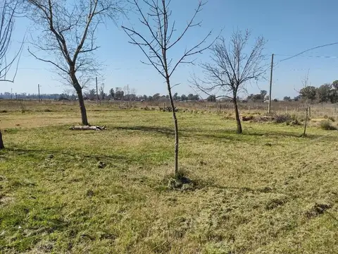 Casa en venta - 3 Dormitorios 2 Baños - Marcos Paz